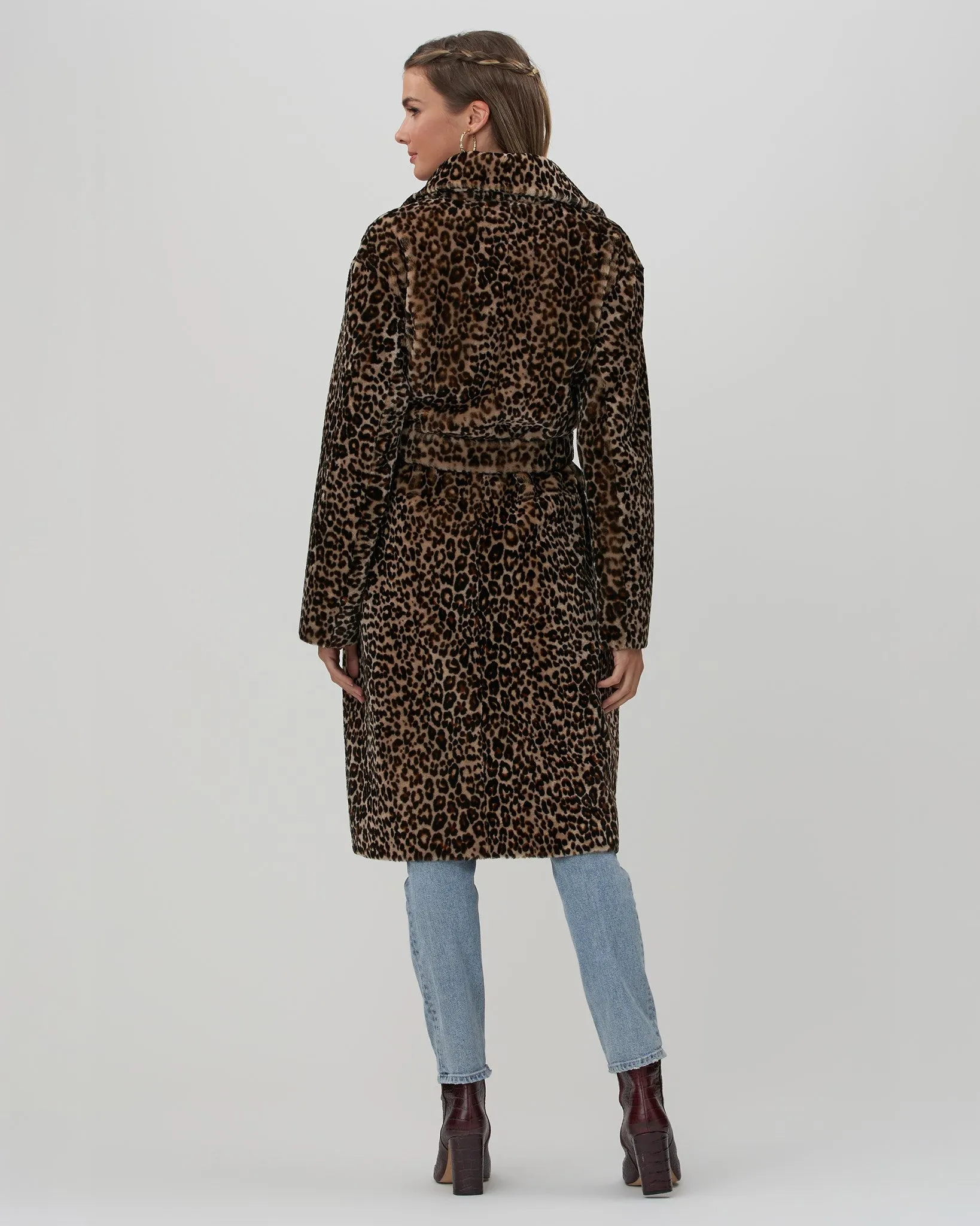 Select Shearling Lamb Short Coat with Notch Collar and Belt